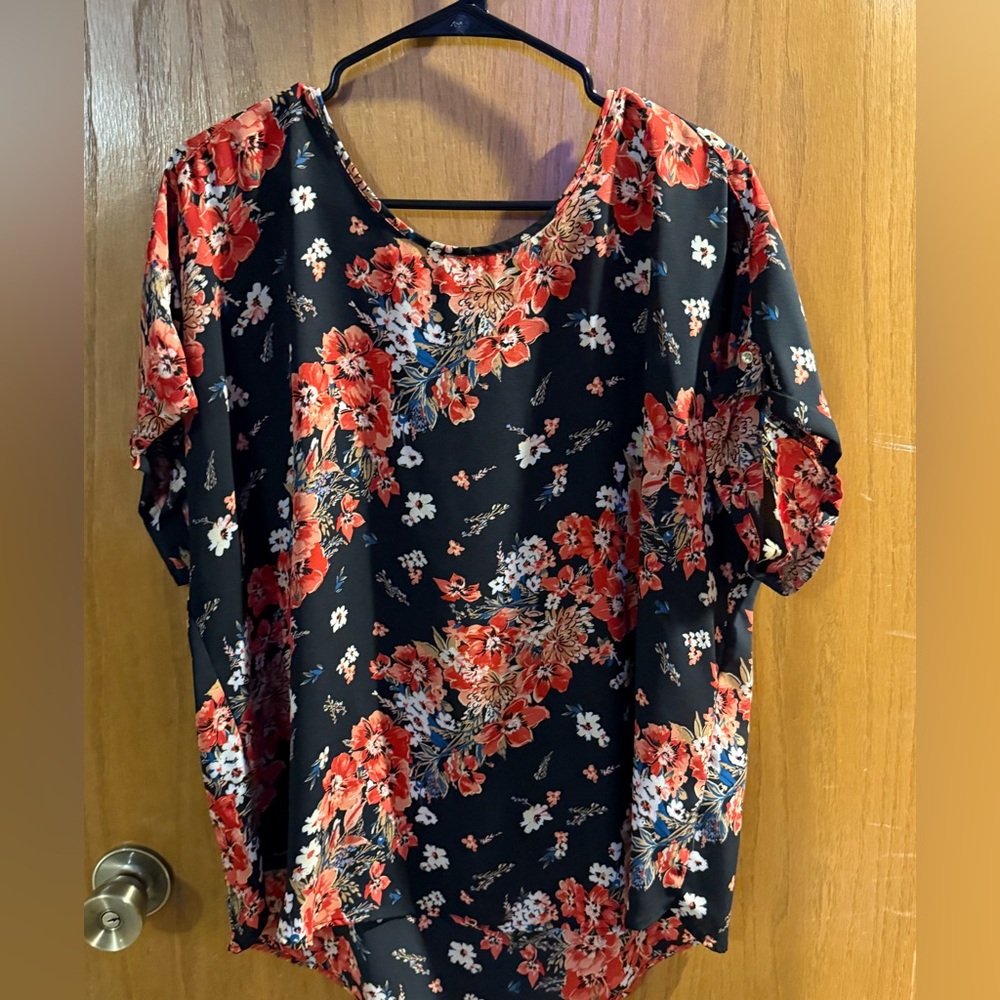 Women’s, Maurice’s, floral women’s too XL